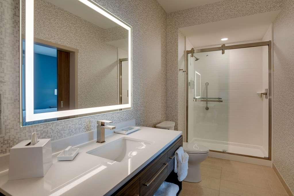Home2 Suites By Hilton Хаммонд Номер фото